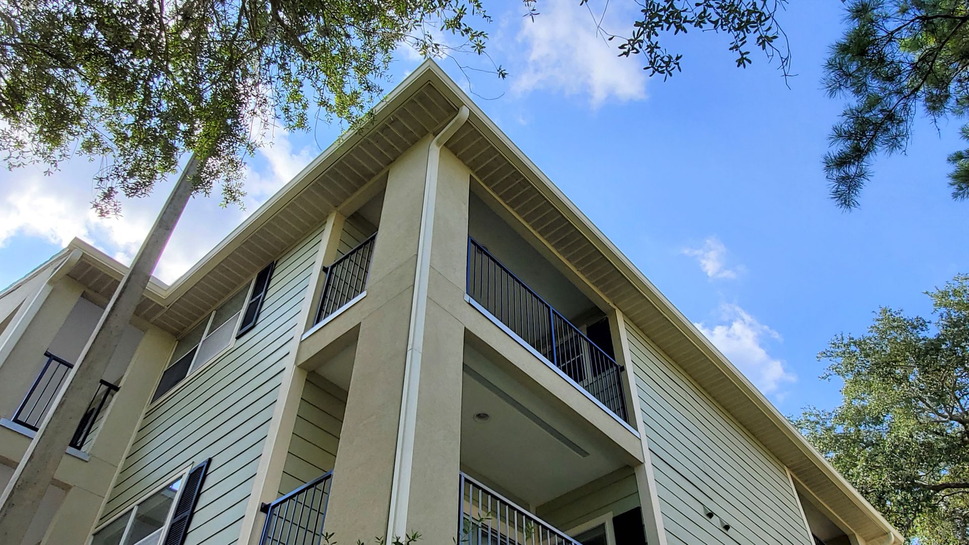 Gainesville Townhome: 2360 SW Archer Road