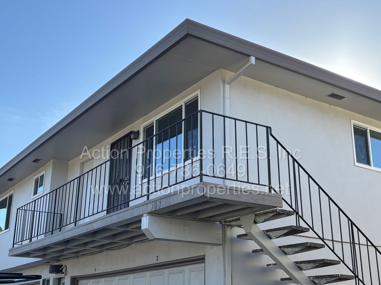 Roseville House: 303 Harding Blvd #4