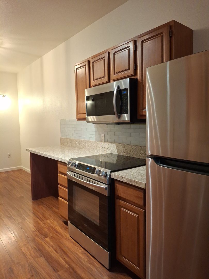 Gibson Drive 501 Unit #1914 7 of 8