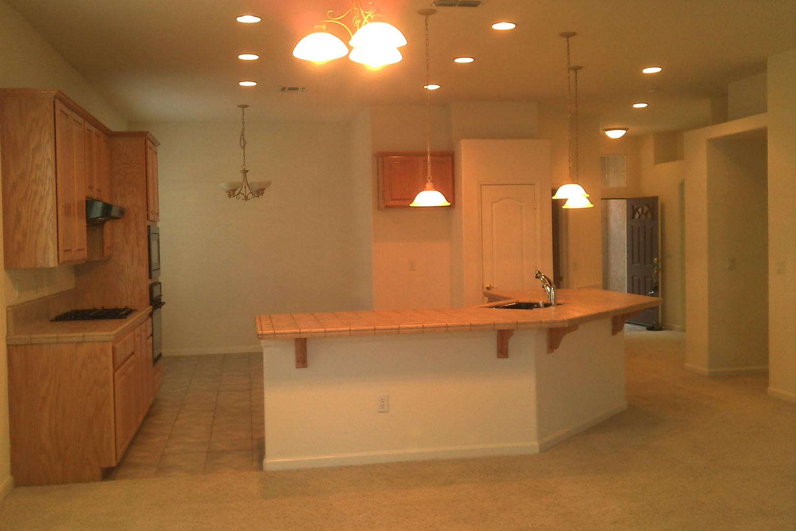 Kingbird Court 6503 2 of 12