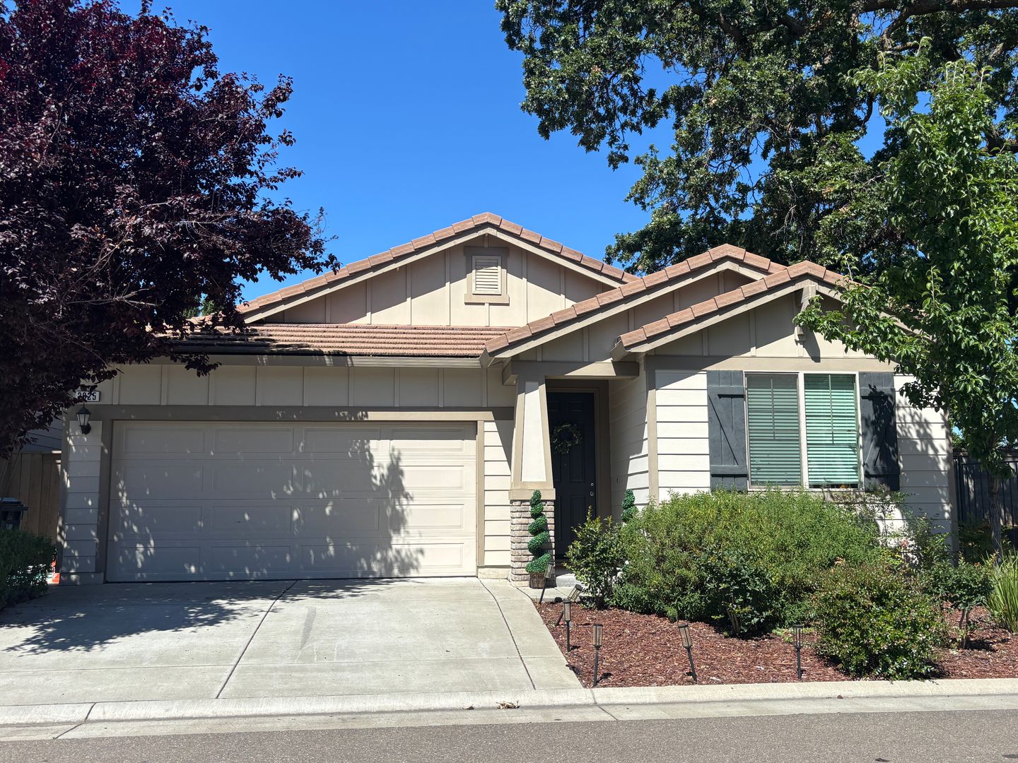 Roseville Apartment: Impala & Malibu