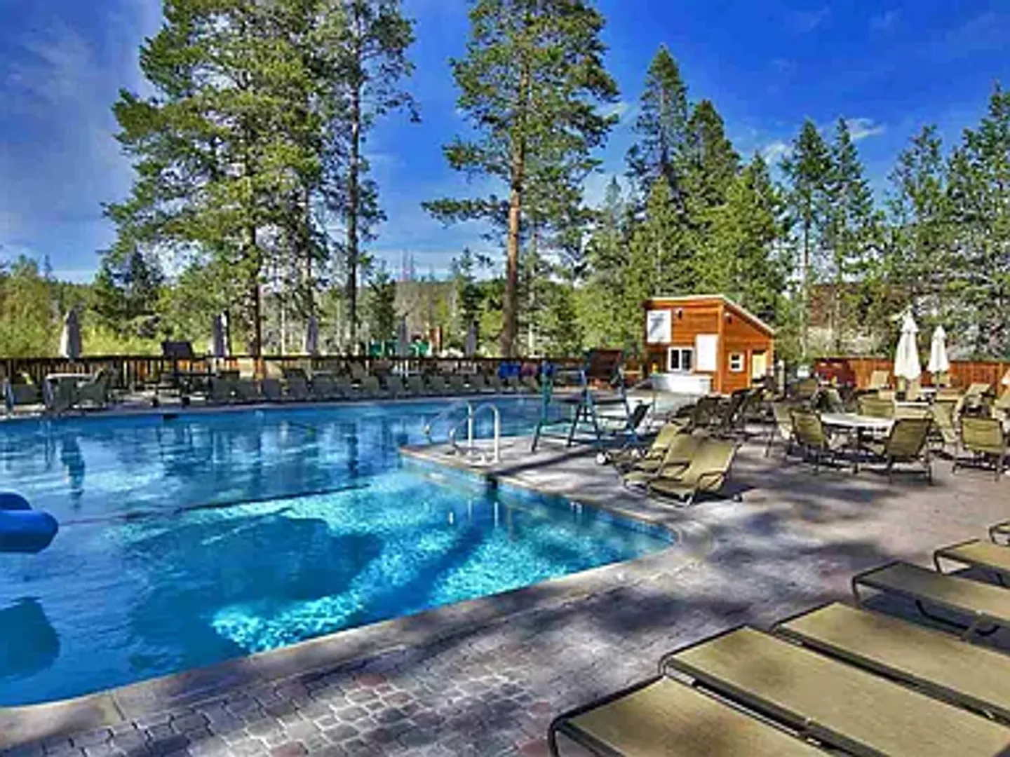 Truckee Apartment: 12640 Zurich Place