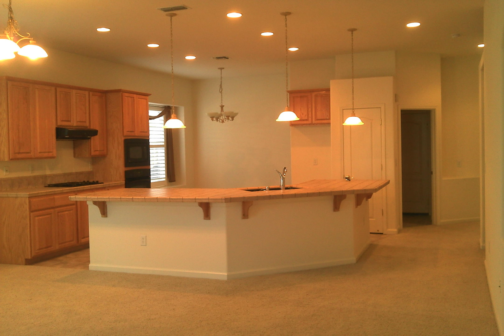 Kingbird Court 6503 8 of 12