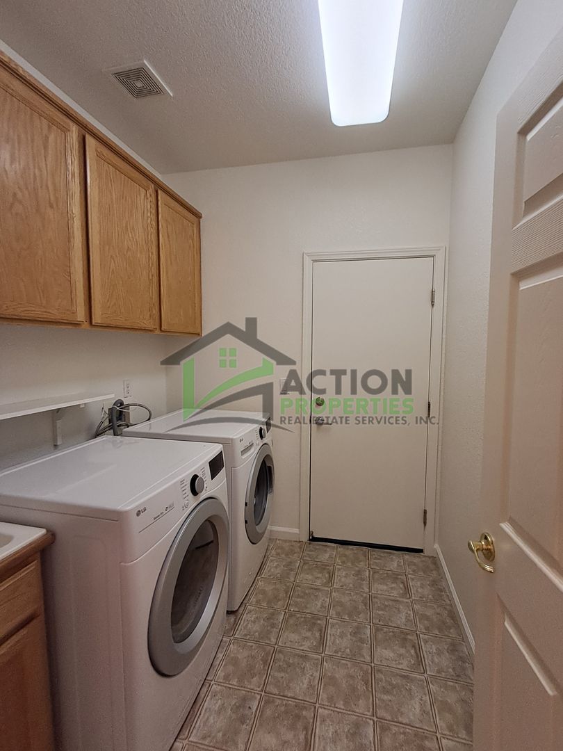 Laundry room at Marblethorpe Drive 7197 (1 of 2)