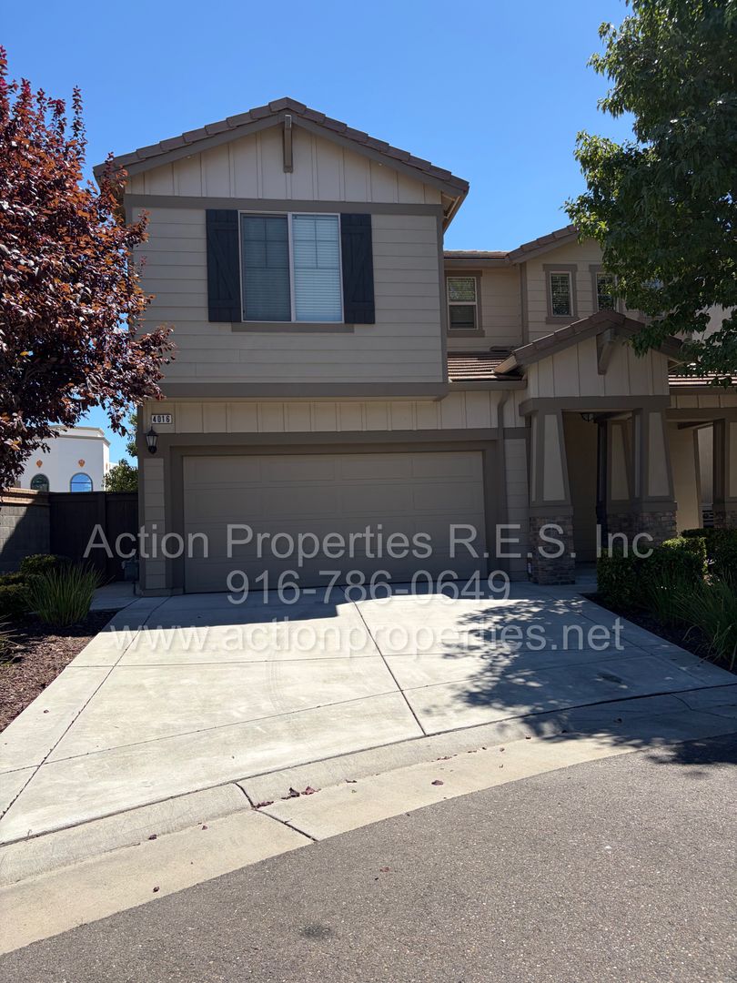 Roseville Apartment: Impala & Malibu