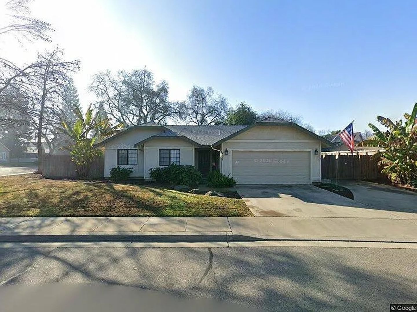 Visalia House: 4911 W Hillsdale Ave