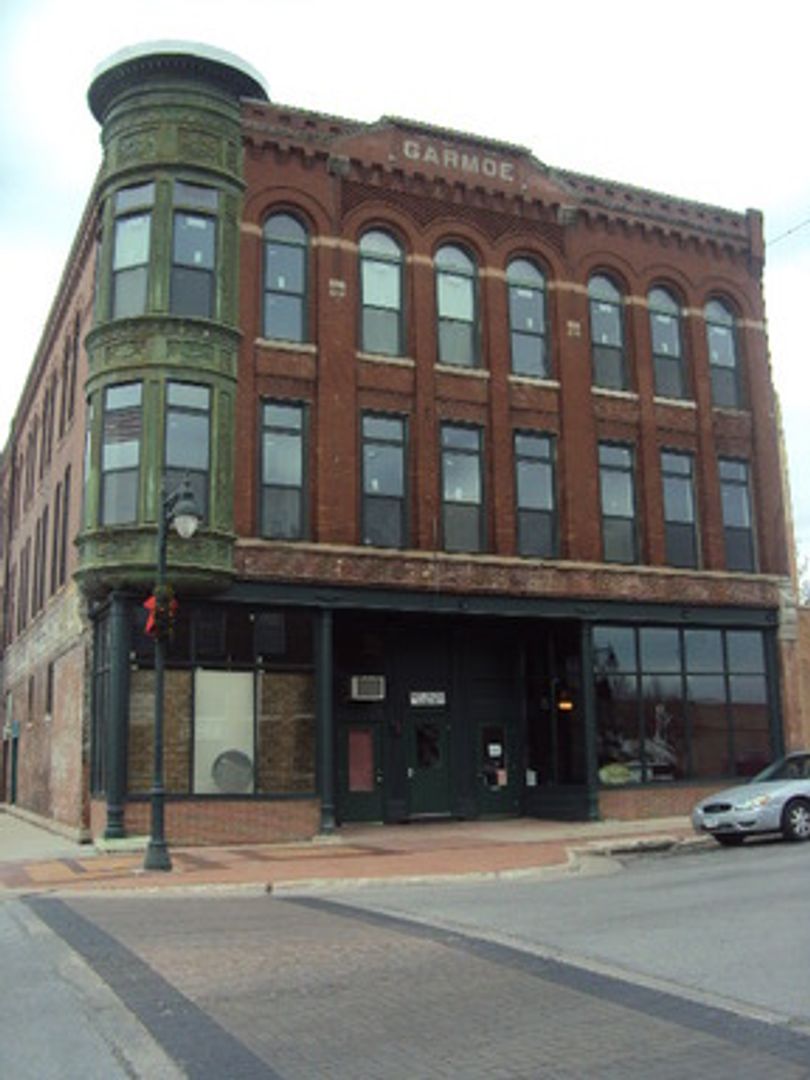 Fort Dodge Apartment: 516 Central Ave