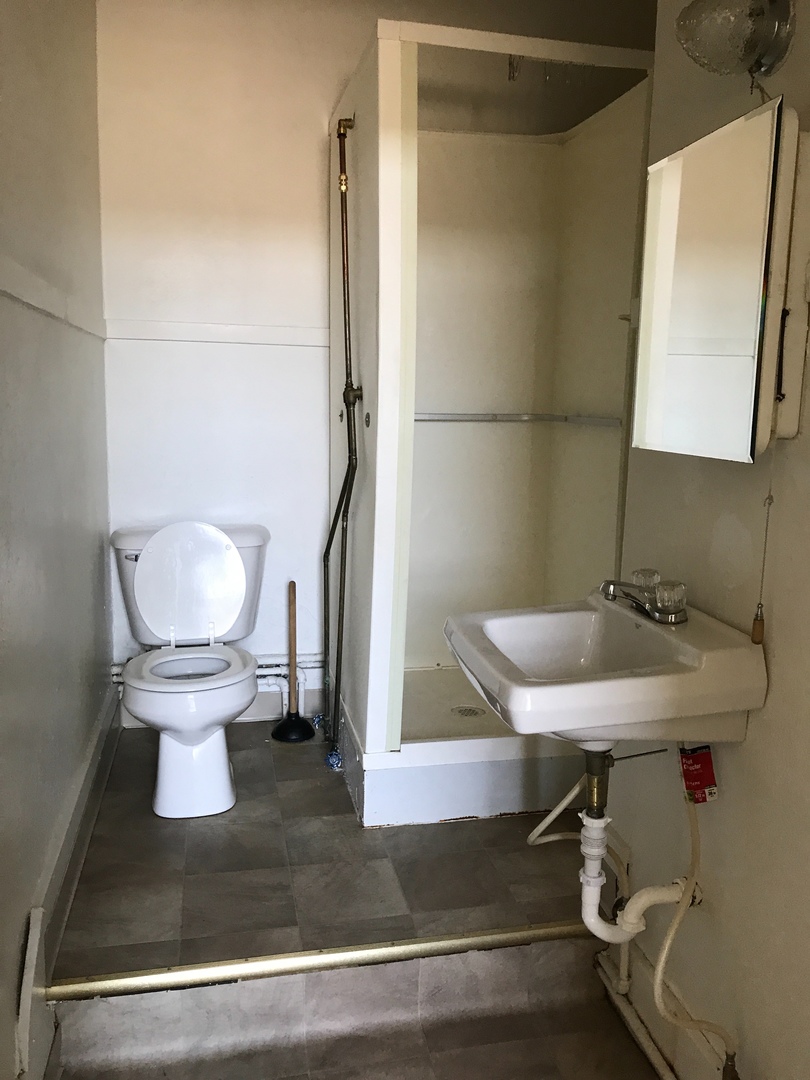 Fort Dodge Apartment: 1020 Central Ave