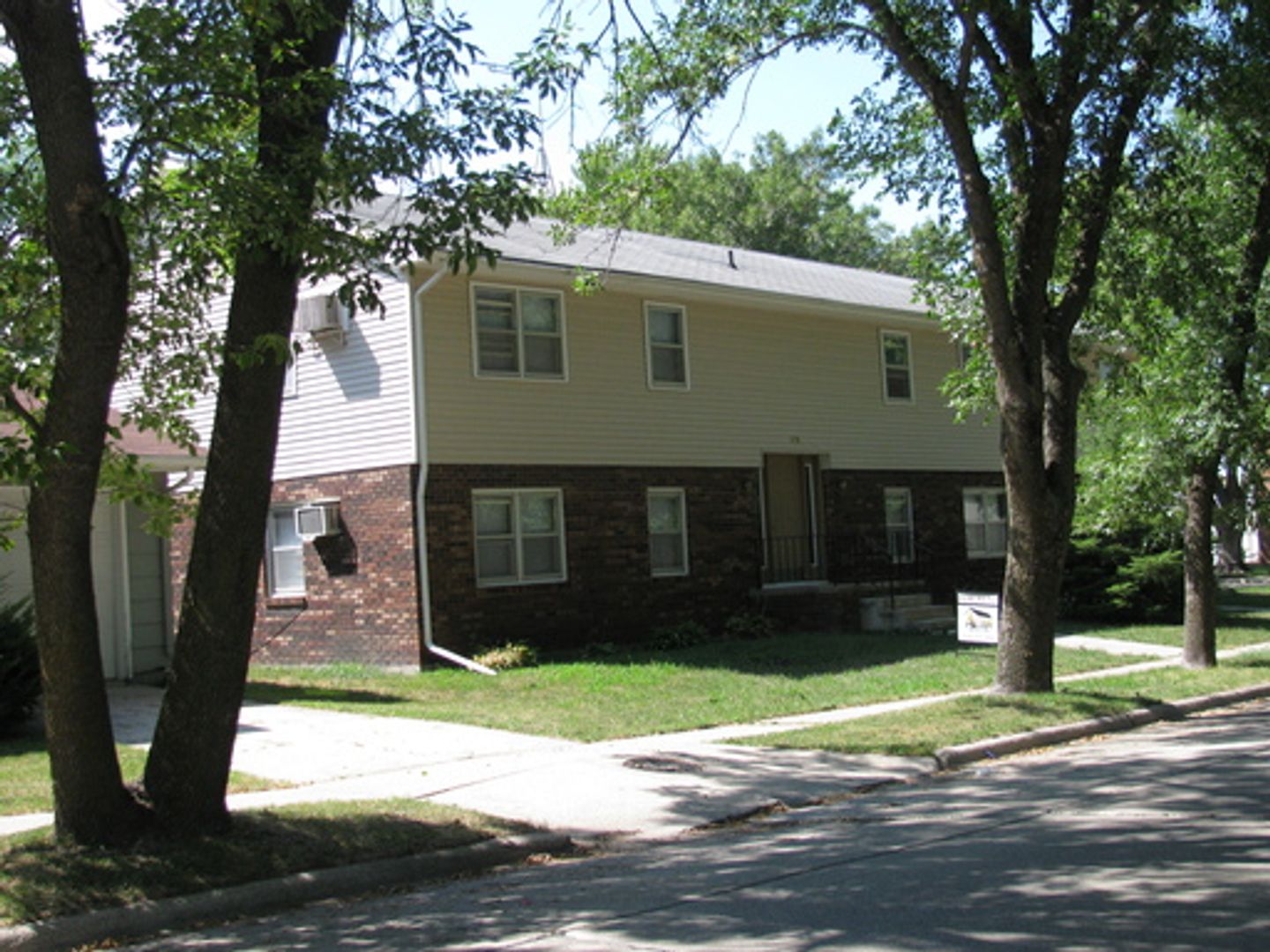 Fort Dodge Apartment: 436 N 27th St