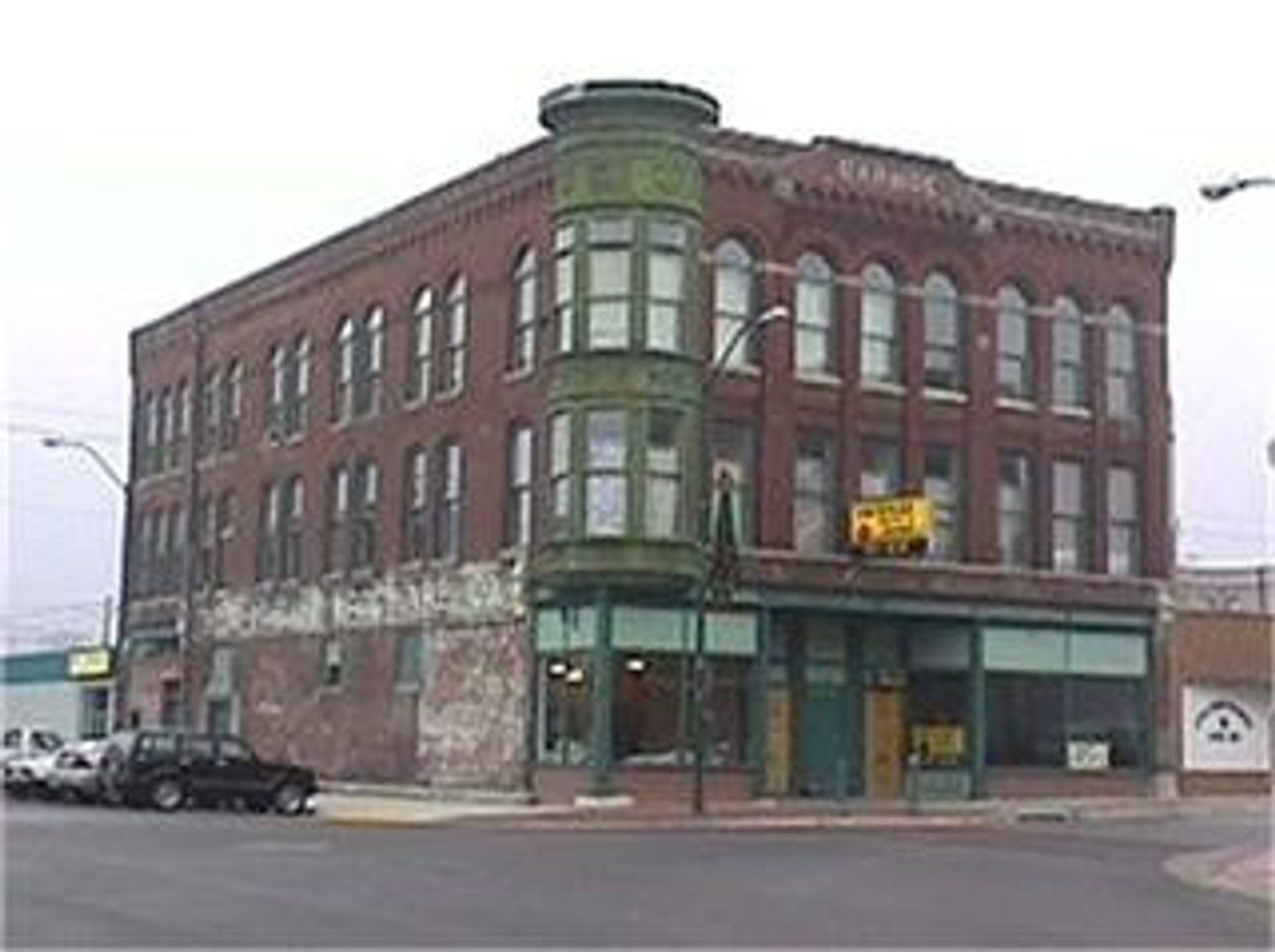 Fort Dodge Apartment: 516 Central Ave