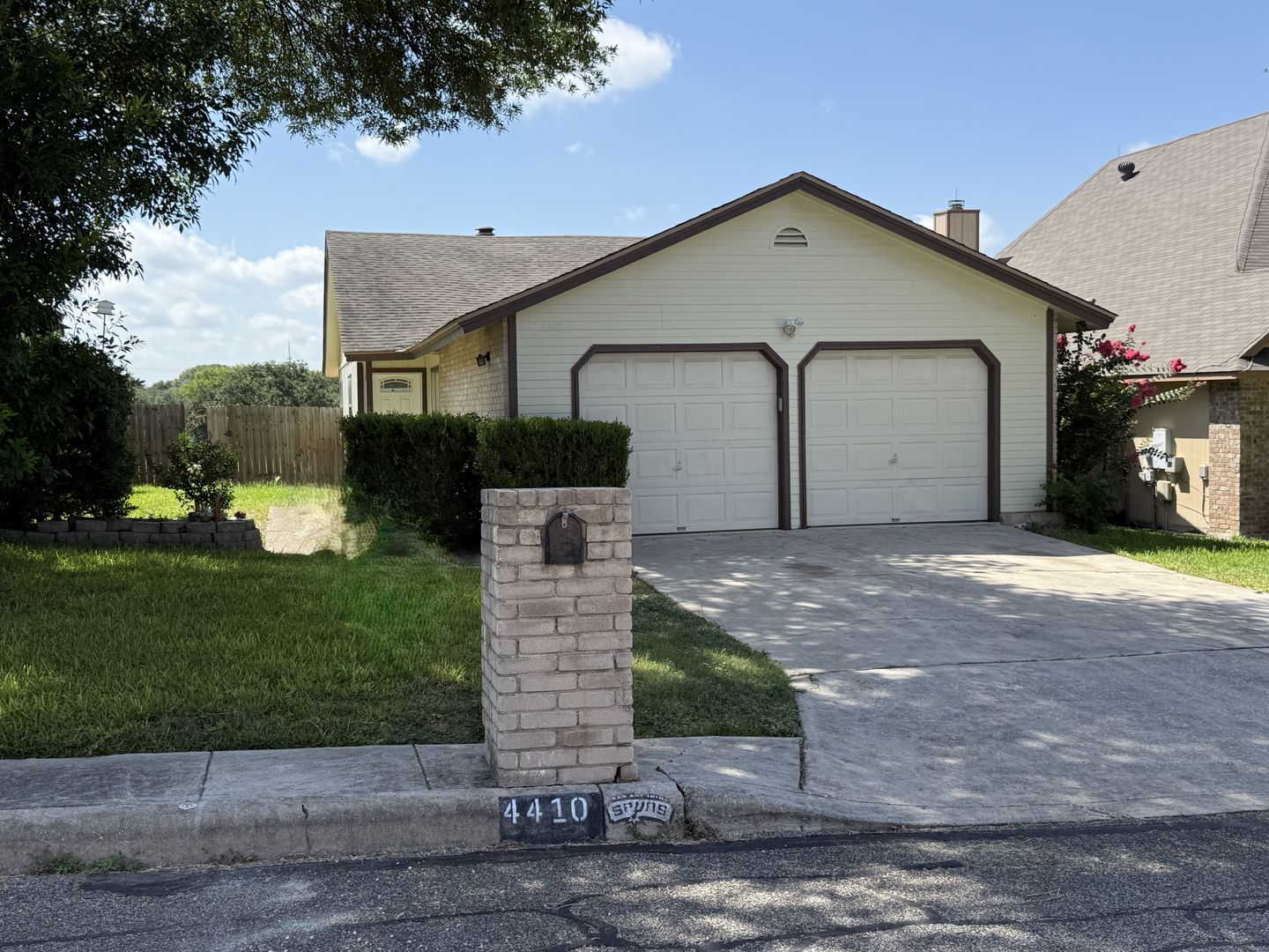 San Antonio House: 4410 Putting Green