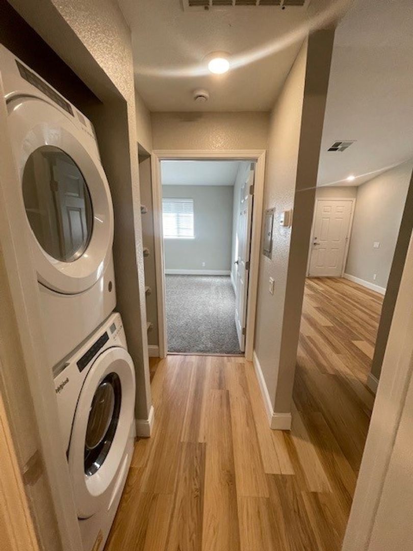 Reno Apartment: 1175 Glenda Way