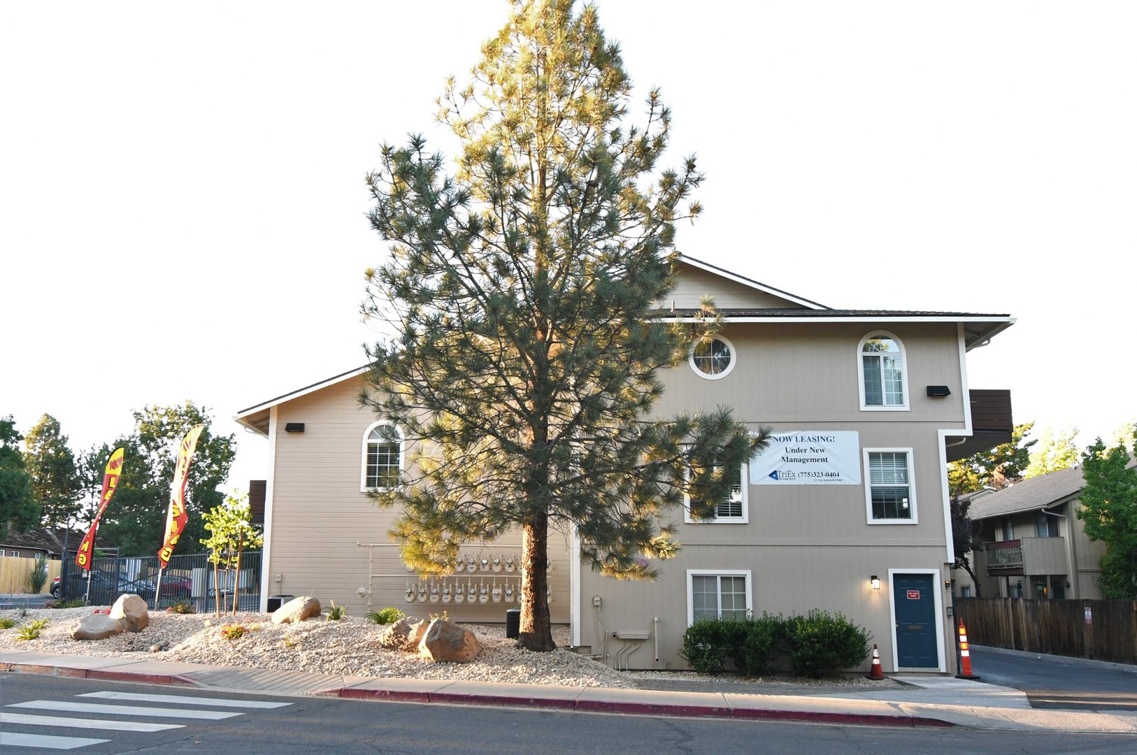 Reno Apartment: 1175 Glenda Way