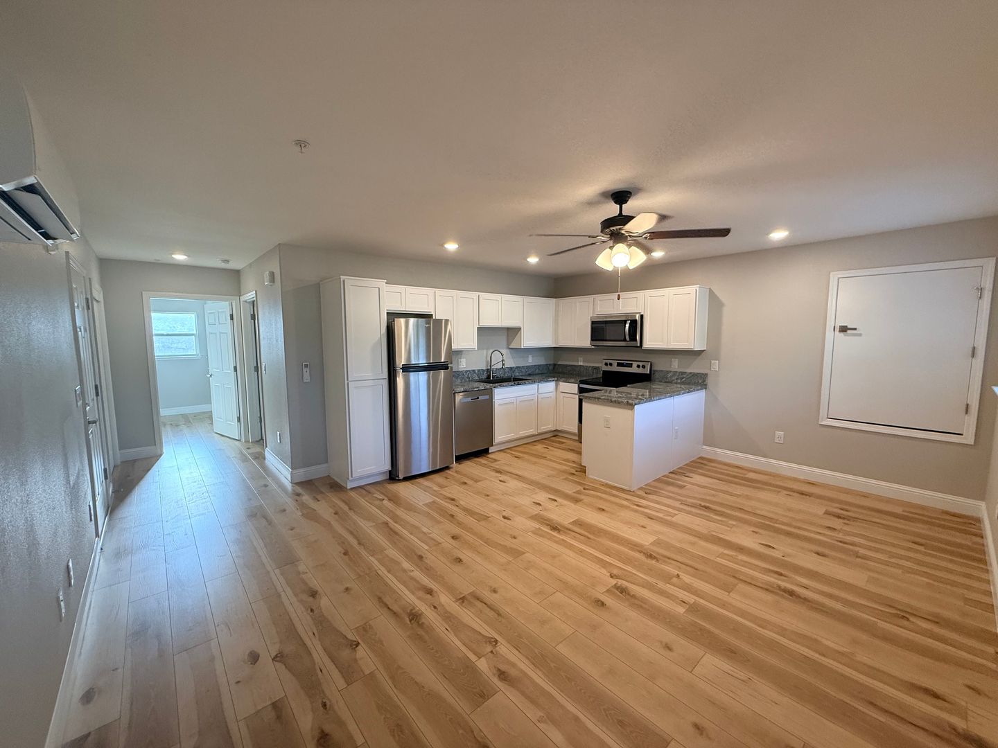 Sparks Apartment: 830 G Street