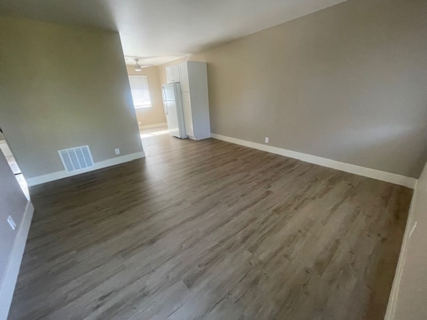 Sparks Apartment: 1095 E Street