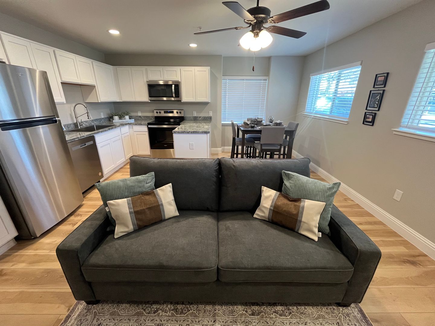 Sparks Apartment: 830 G Street