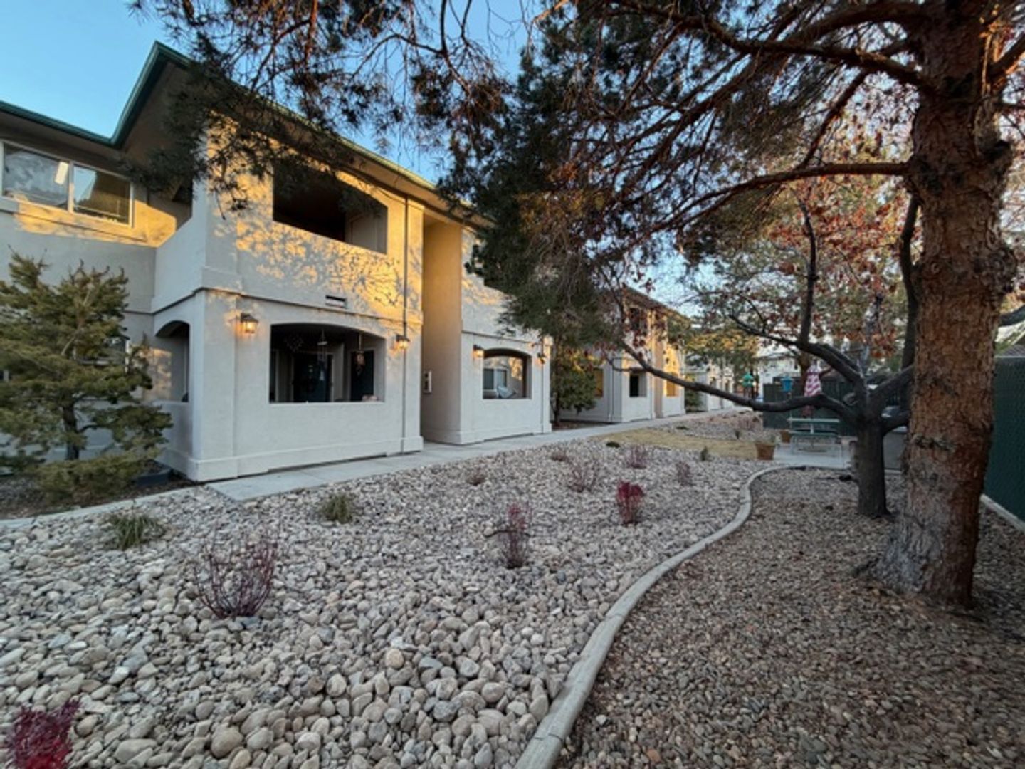 Sparks Apartment: 830 G Street