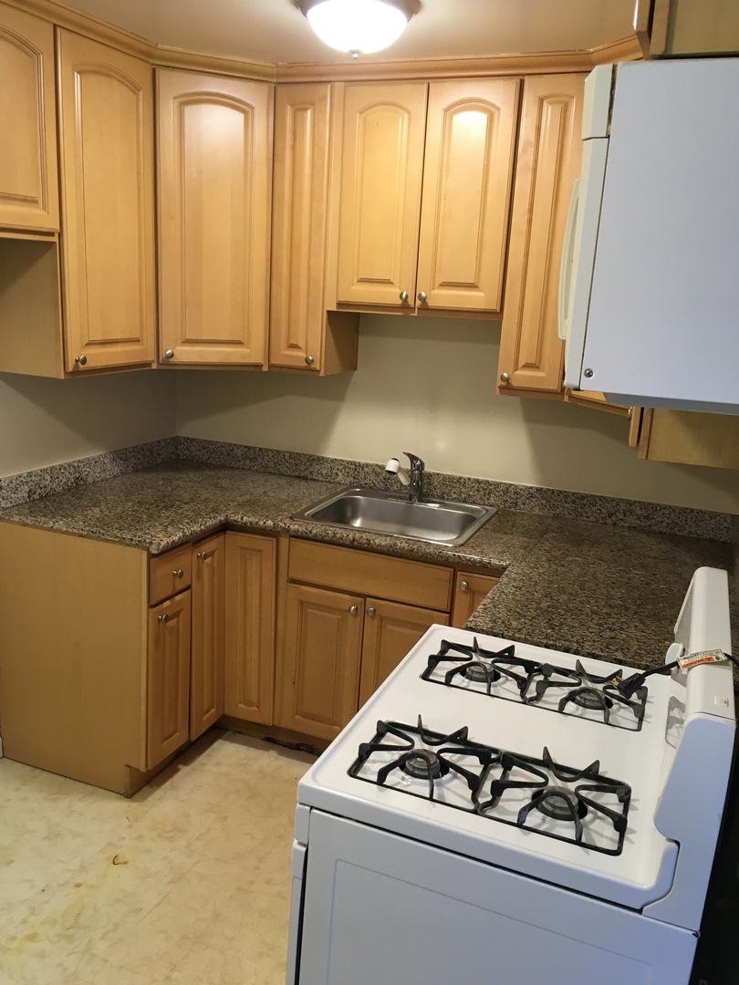 Sunnyvale Apartment: 731 E. Homestead Rd.