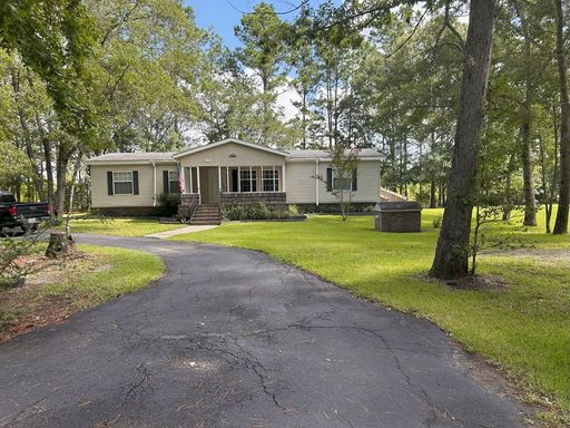 Immaculate 4BR Mobile Home in the heart of Knightsville for a mid October move! – photo 1