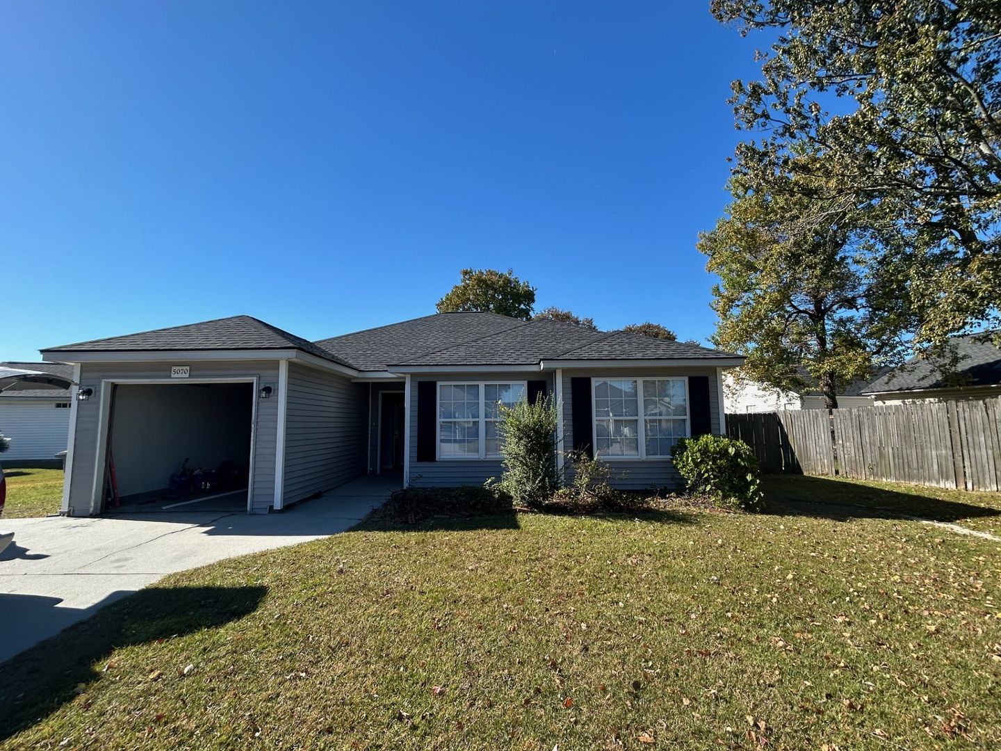 North Charleston House: 5070 Westview Street