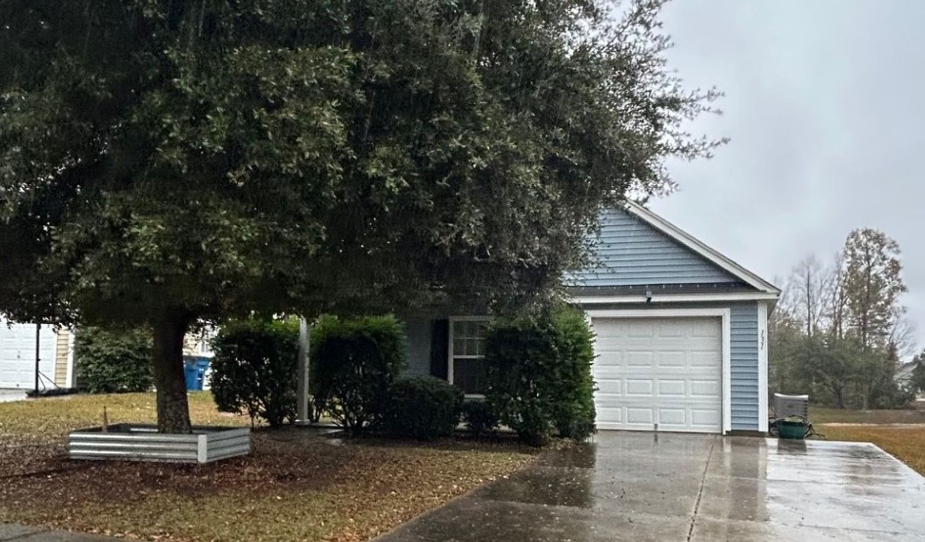 Summerville House: 131 Avalon Rd.