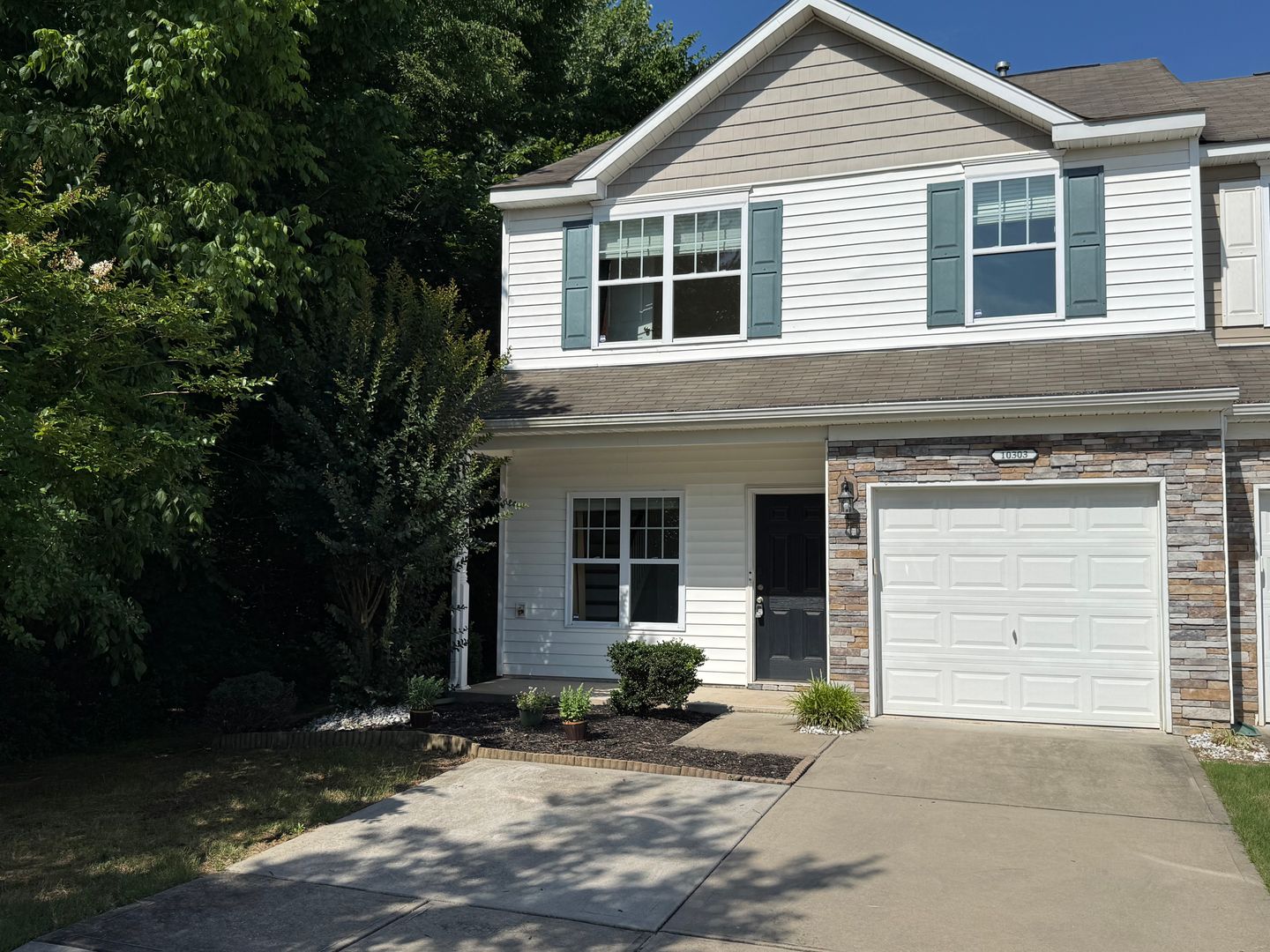 Charlotte Townhome: 10303 Bunclody Drive