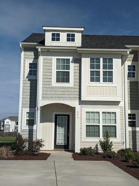 End Unit 3-Bedroom Townhome in Concord – photo 1
