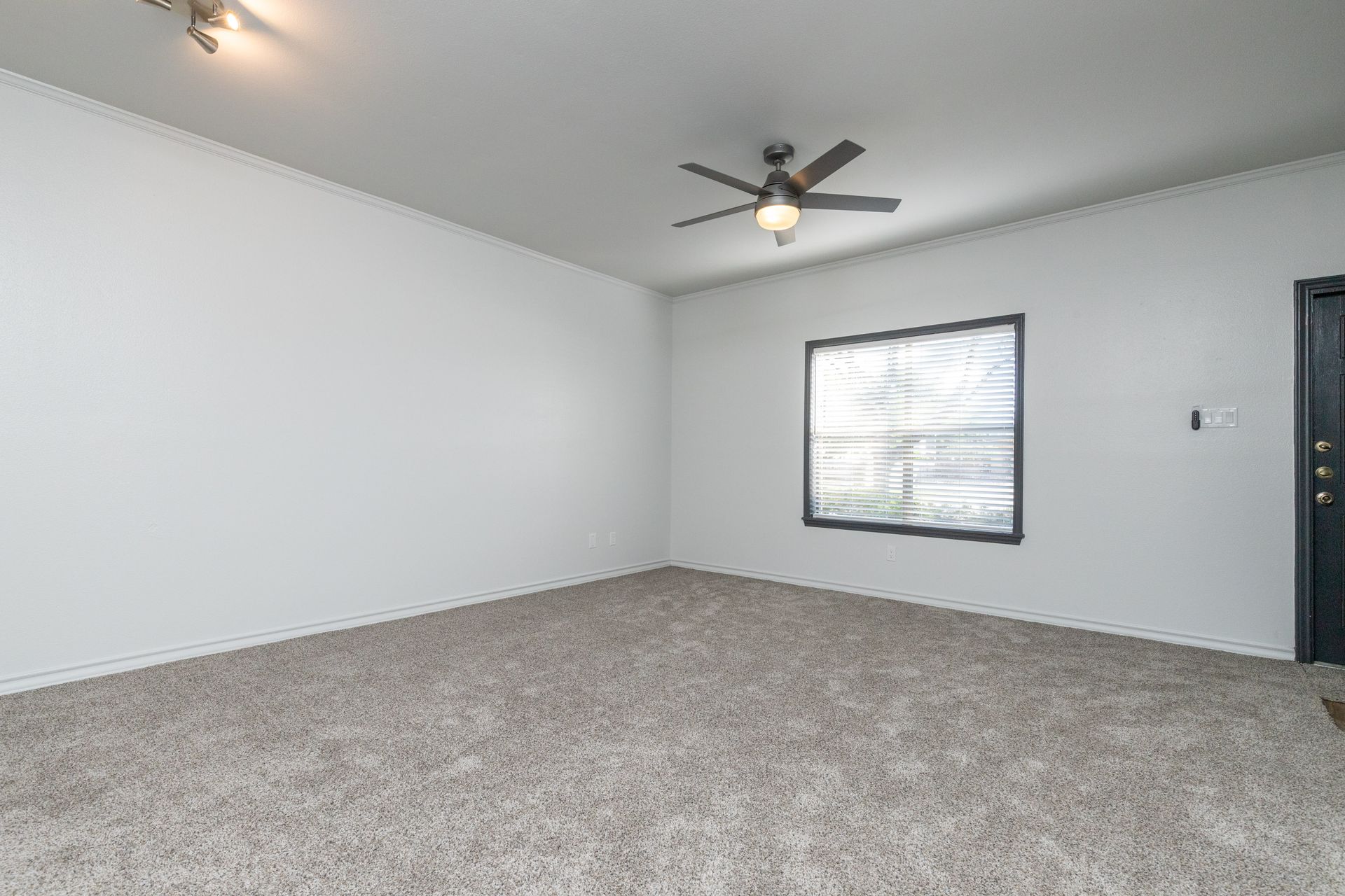 Ridgeway Townhomes 5 of 12