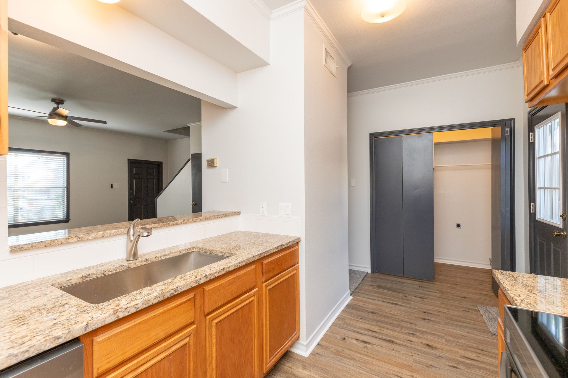 Ridgeway Townhomes 10 of 12