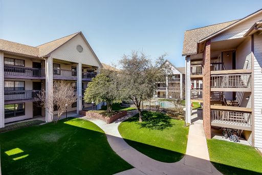 ***UNT-EAGLE'S WELCOME*** – photo 1