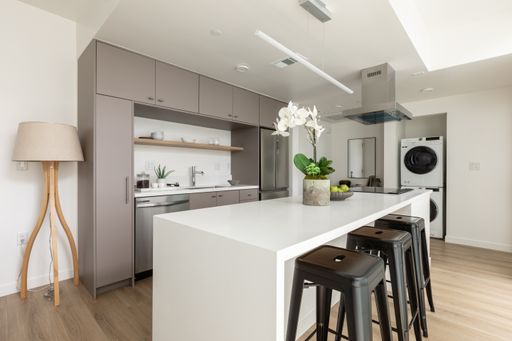 Amazing Brand New- Sunset Junction 2BR/2BA With Courtyard! – photo 1
