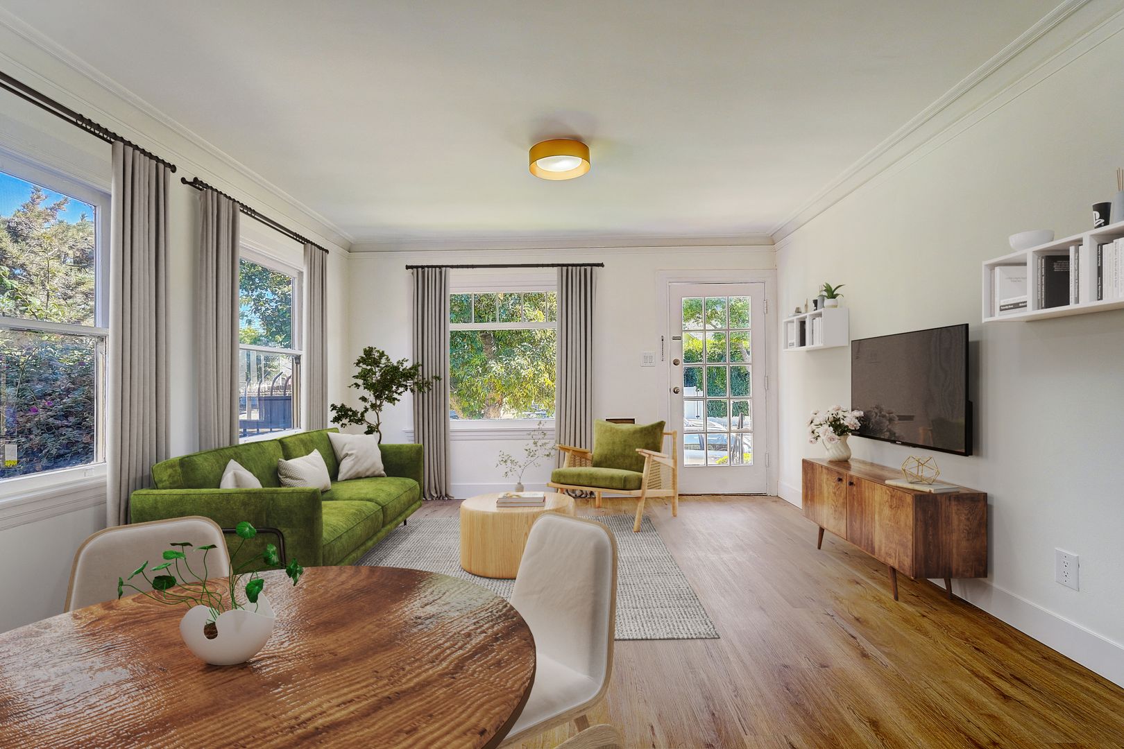 LOS ANGELES Apartment: 2909 CIMARRON