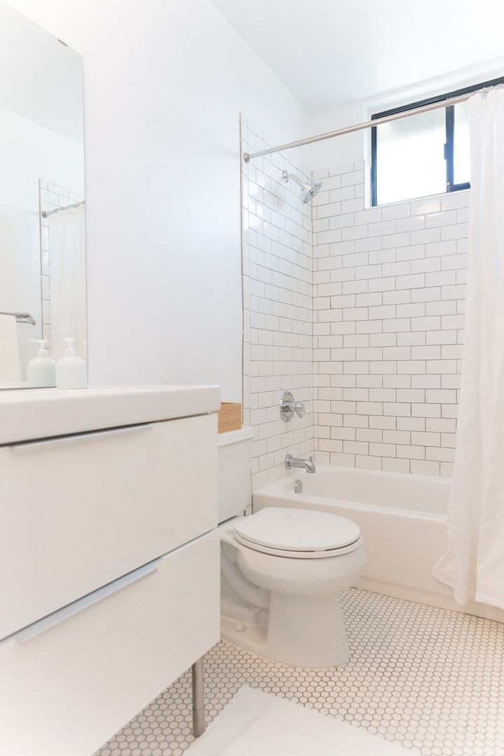 LOS ANGELES Apartment: 252 SOUTH AVENUE 18