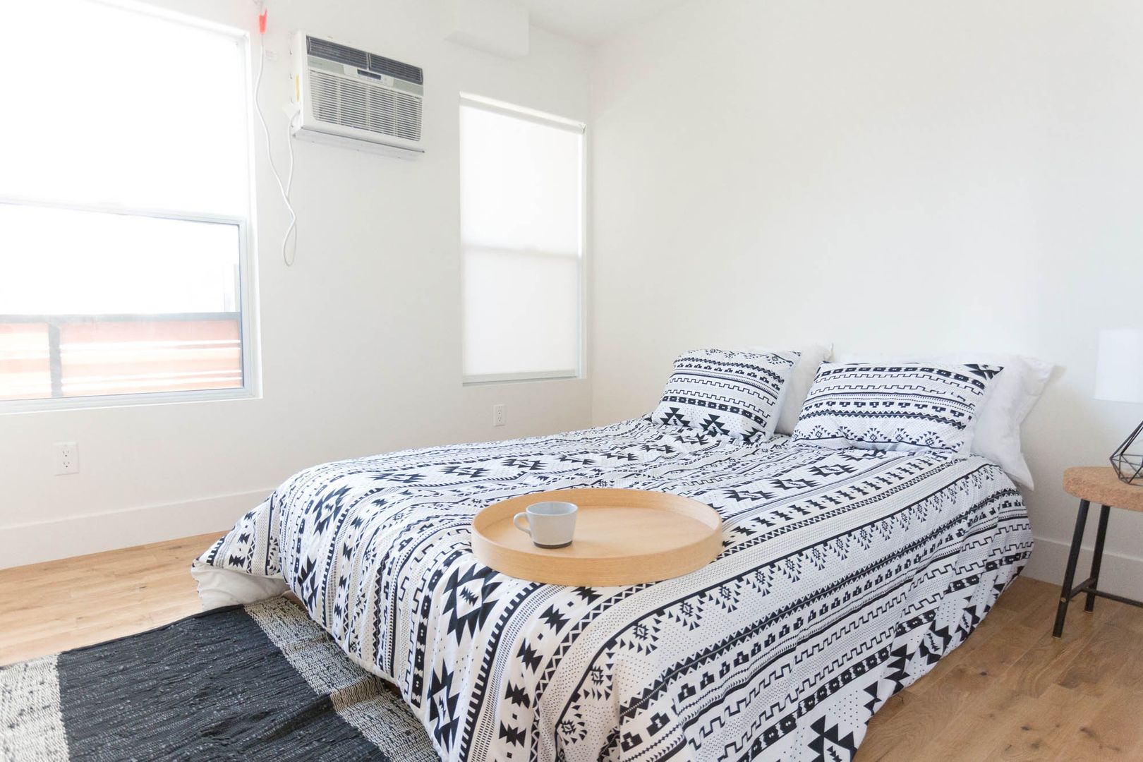 LOS ANGELES Apartment: 1538-1542 COUNCIL STREET