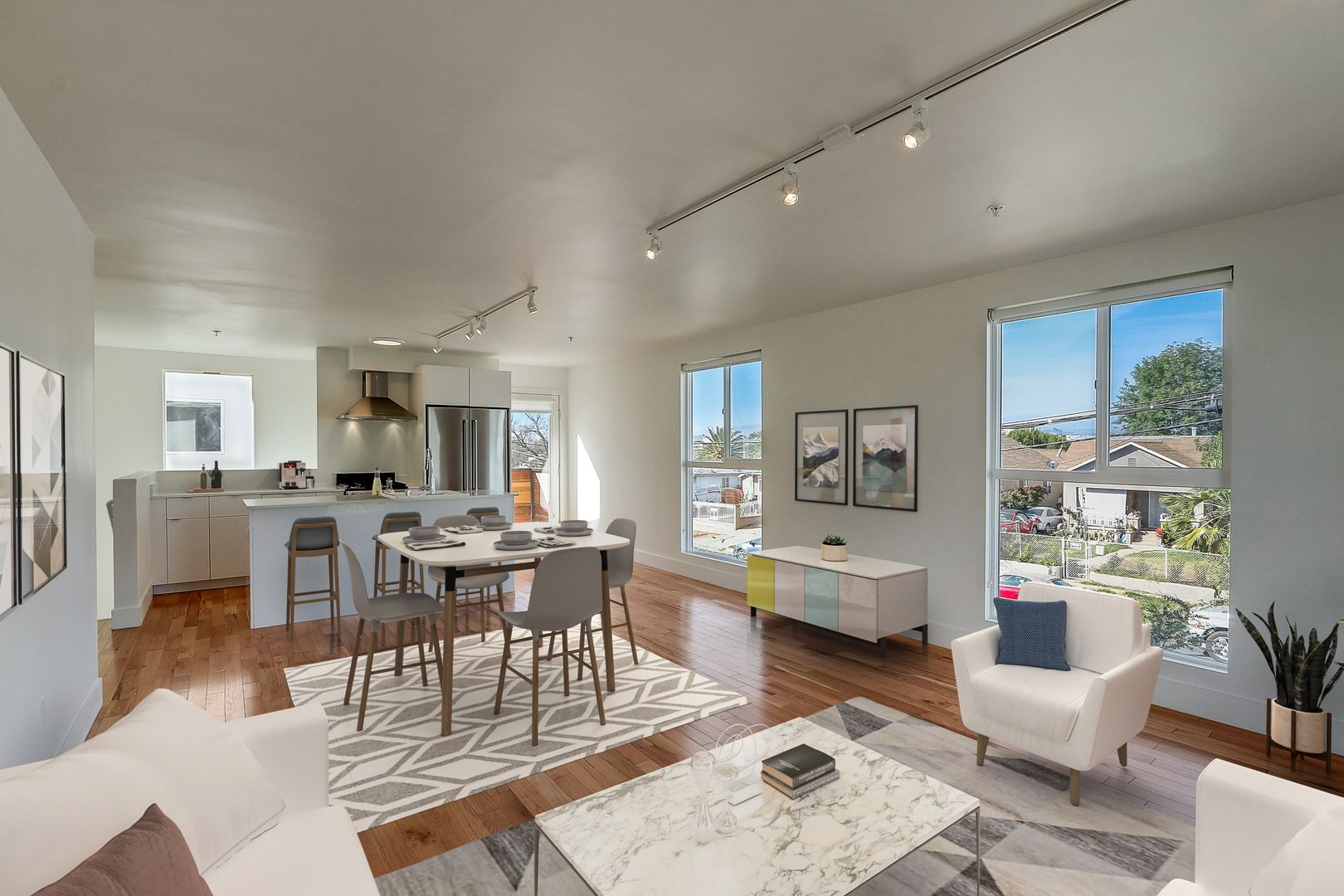 LOS ANGELES Apartment: 2728 OREGON ST