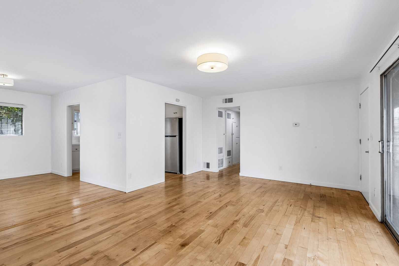 LOS ANGELES Apartment: 1314 MALTMAN AVE