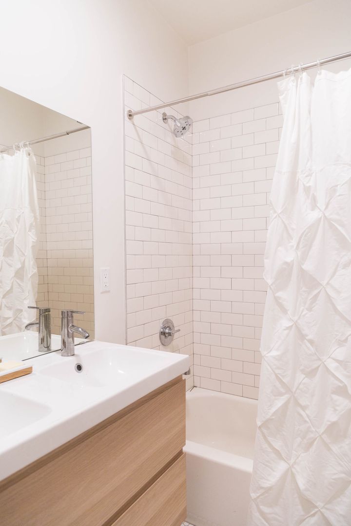 LOS ANGELES Apartment: 4543 PICKFORD ST