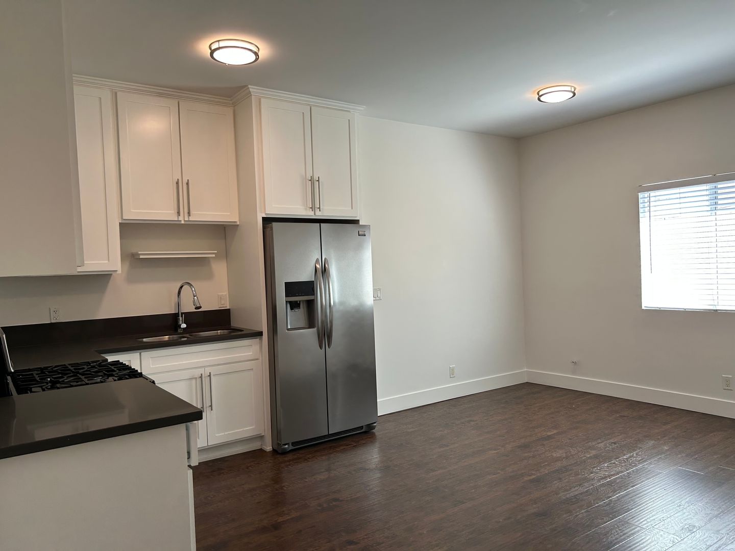 LOS ANGELES Apartment: 5957 BARTON AVENUE