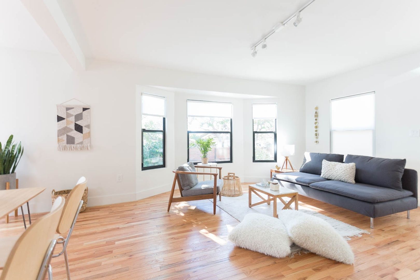 SANTA MONICA Apartment: 1543 18TH ST