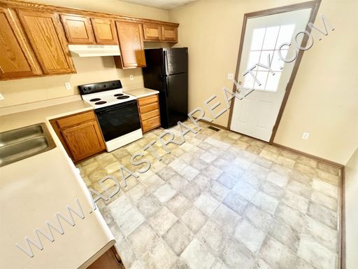 758 Redwood St,, Gardner, KS 66030