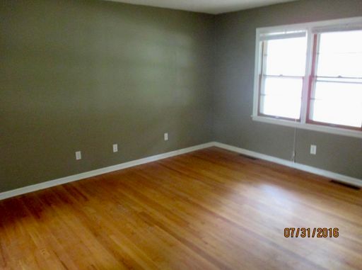 727 N Chestnut St, , Olathe, KS 66061