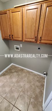 16708 Sheehan Rd,, Basehor, KS 66007