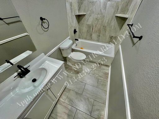 1517 N 28th St,, Unit 2F,, Kansas City, KS 66102