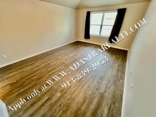 21749 Franklin St,, Spring Hill, KS 66083