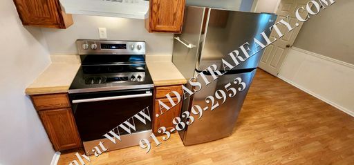 125 Kindred Ave,, Bonner Springs, KS 66012