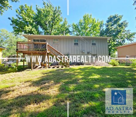 6004 E 98th St,, Kansas City, MO 64134