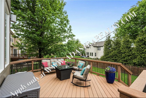 4904 157th St,, Overland Park, KS 66224