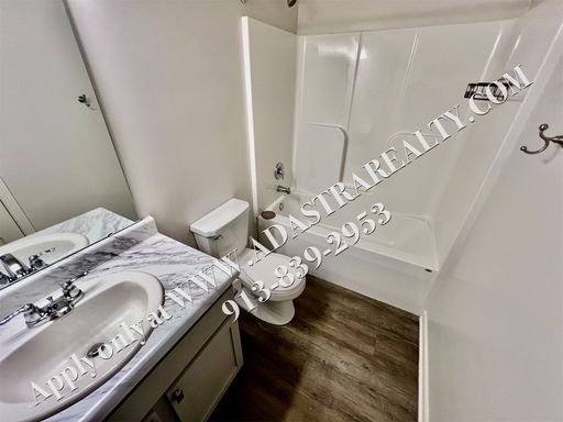 21749 Franklin St,, Spring Hill, KS 66083
