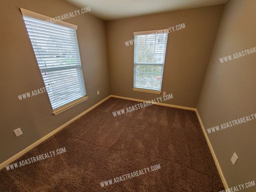 21782 W 123rd Ter,, Olathe, KS 66061-7628