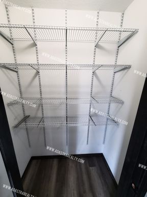 1518 W 26th St,, Lawrence, KS 66046